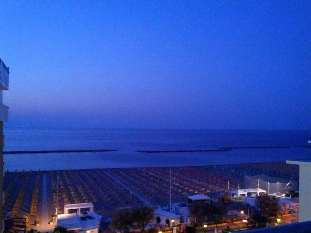 Beach Residence Gabicce Mare Oda fotoğraf